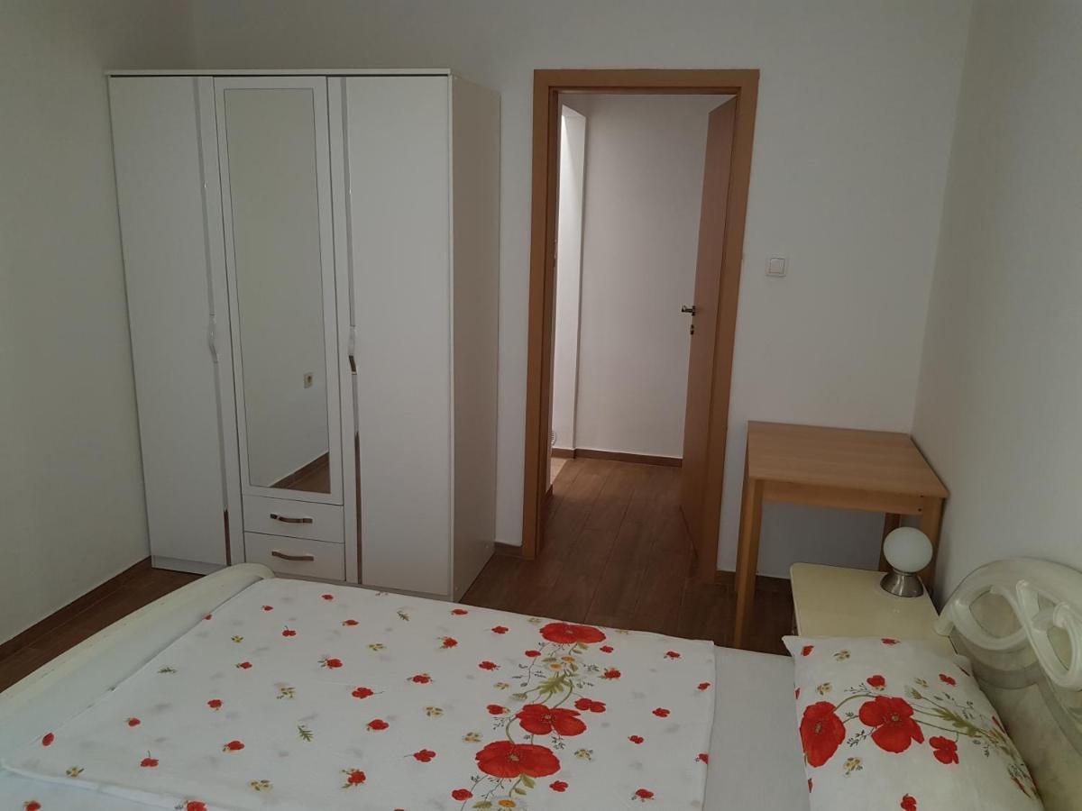 Apartments Vila Tisa Mali Lošinj Eksteriør bilde