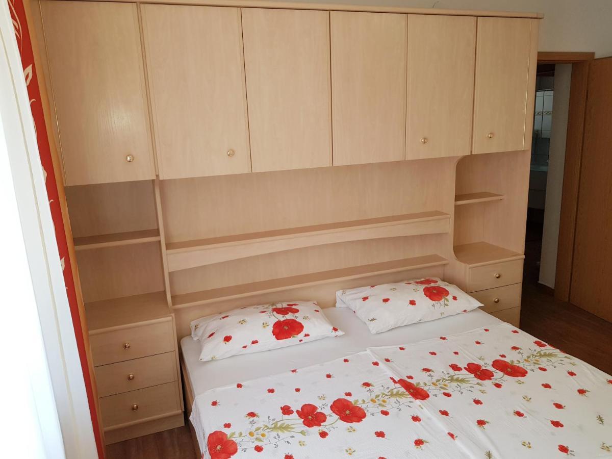Apartments Vila Tisa Mali Lošinj Eksteriør bilde