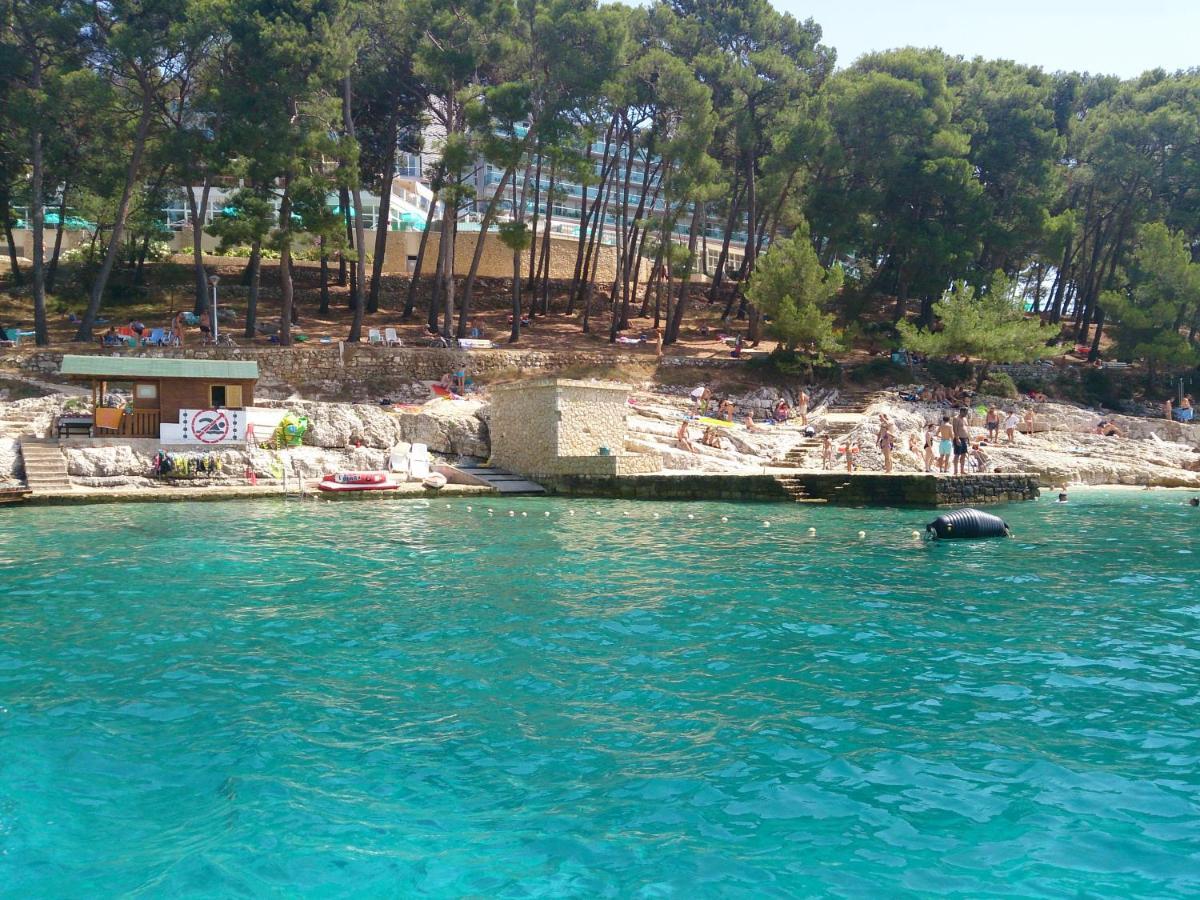 Apartments Vila Tisa Mali Lošinj Eksteriør bilde