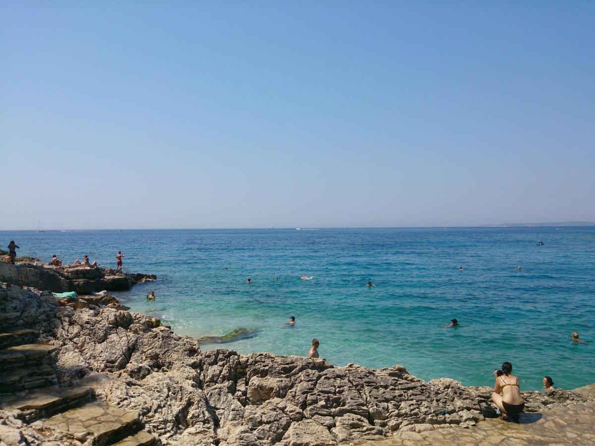 Apartments Vila Tisa Mali Lošinj Eksteriør bilde