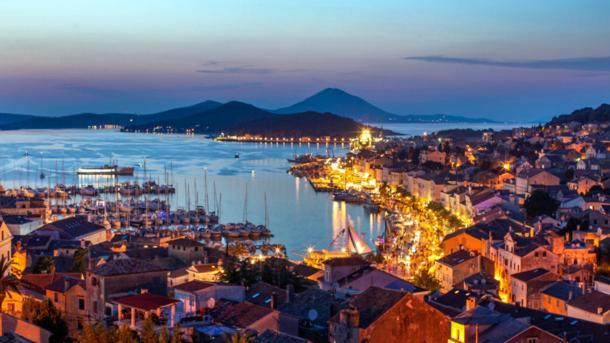 Apartments Vila Tisa Mali Lošinj Eksteriør bilde