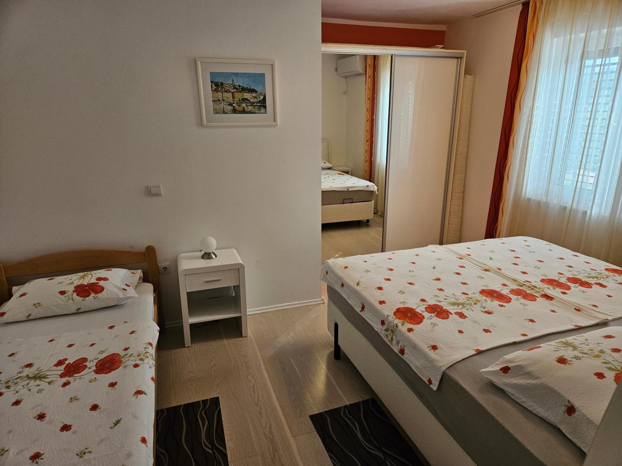 Apartments Vila Tisa Mali Lošinj Eksteriør bilde