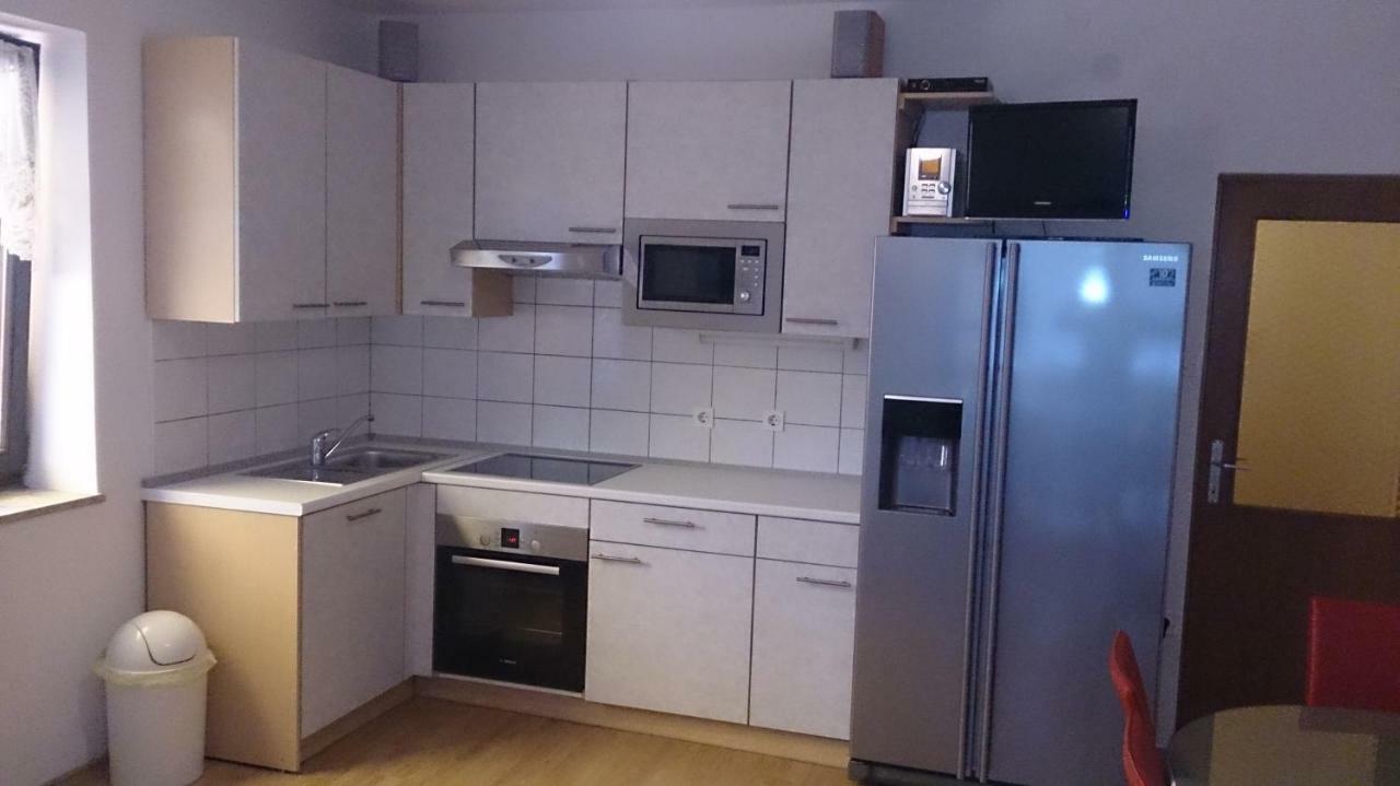 Apartments Vila Tisa Mali Lošinj Eksteriør bilde