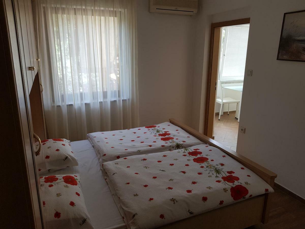 Apartments Vila Tisa Mali Lošinj Eksteriør bilde